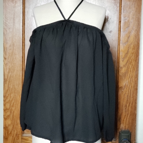 Pink halter top - Picture 6 of 8